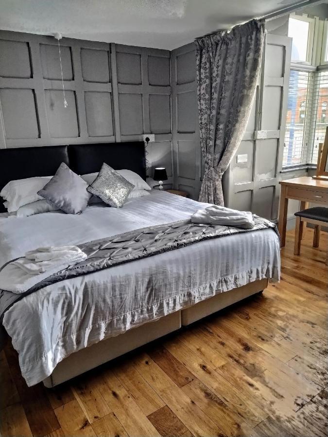 The Edinburgh Castle Bed & Breakfast Holyhead Dış mekan fotoğraf